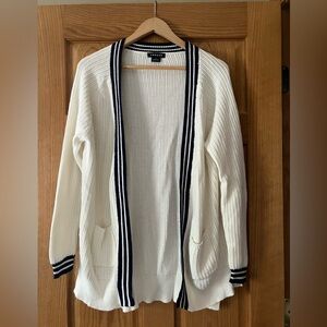 Navy and white Trouvé sweater, size small. L